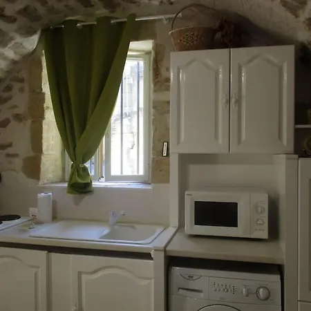 Location Meuble 19m² Proche De La *