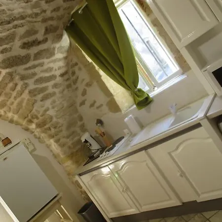 Apartment Location Meuble 19m² Proche De La Aubais