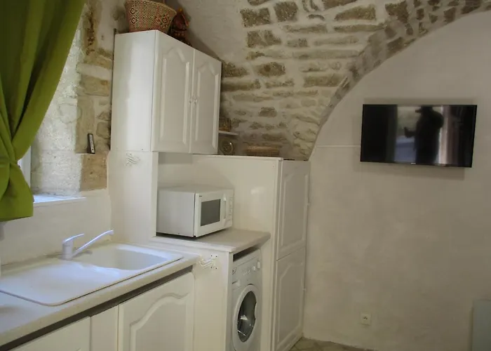 Location Meuble 19m² Proche De La *